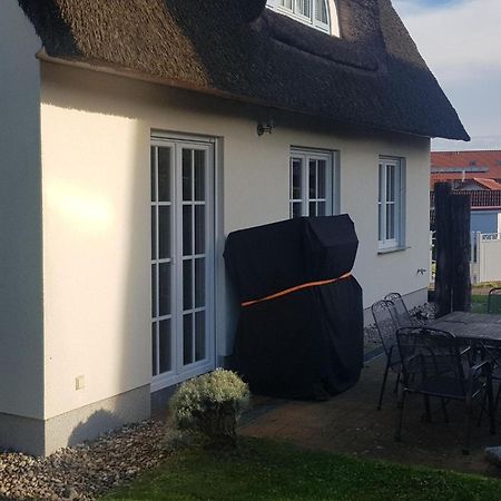 Reetdachhaus Mit Eigenem Strandkorb In Wohlenberg An Der Ostsee Εξωτερικό φωτογραφία